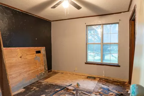 Bedroom - 151 E 4th, Durant, OK 74701 photo 6 of 6