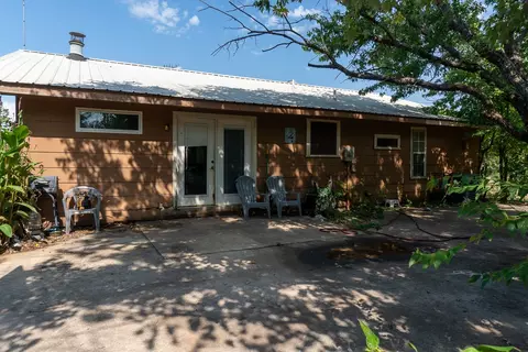 Exterior - 151 E 4th, Durant, OK 74701 photo 5 of 8