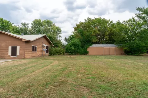 Exterior - 151 E 4th, Durant, OK 74701 photo 6 of 8