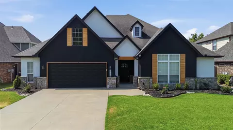 6776 E 127th St S, Bixby, OK 74008