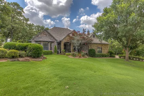 6920 W 42nd St, Tulsa, OK 74107