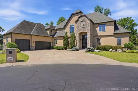 Exterior - 12014 S Kingston Pl, Tulsa, OK 74137 photo 2 of 14