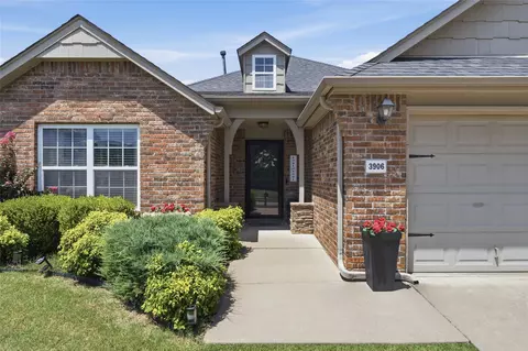 3906 S Maple Ave, Sand Springs, OK 74063