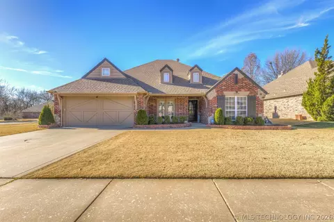 2324 S Kalanchoe Ave, Broken Arrow, OK 74012