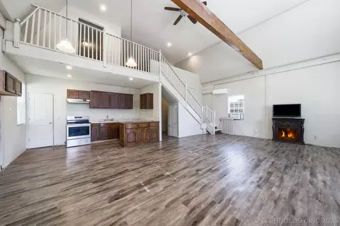 Living - 2302 E 96th St N, Sperry, OK 74073 photo 1 of 4