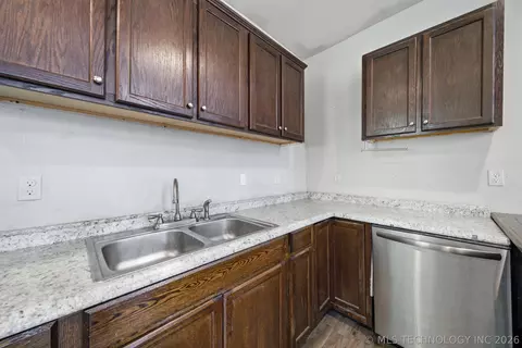 Kitchen - 2302 E 96th St N, Sperry, OK 74073 photo 1 of 1
