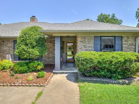 6873 E 56th St, Tulsa, OK 74145 photo 3