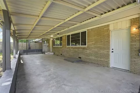 Exterior - 6781 E 26th Pl, Tulsa, OK 74129 photo 2 of 6