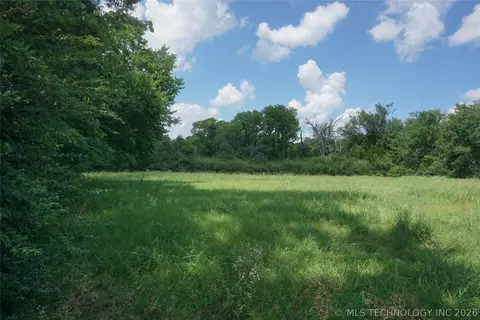 206 E Scott St, Henryetta, OK 74437 photo 10