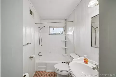 4028 E 24th St, Tulsa, OK 74114 photo 8