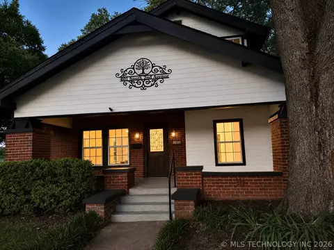 401 S 2nd Ave, Madill, OK 73446