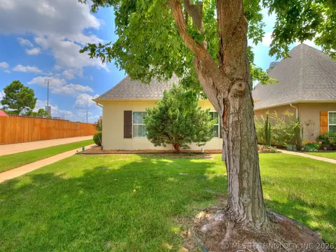 Exterior - 1954 E 74th Pl, Tulsa, OK 74136 photo 2 of 8