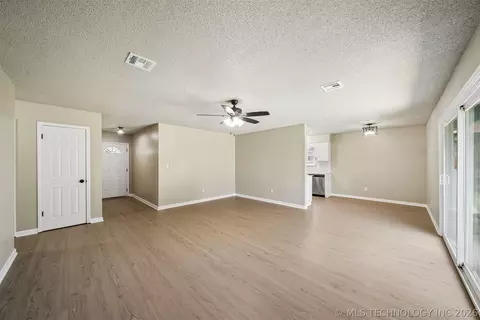 Living - 9231 E 58th St, Tulsa, OK 74145 photo 2 of 4