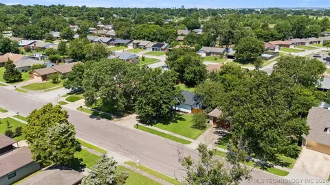 View/Area - 9231 E 58th St, Tulsa, OK 74145 photo 3 of 3