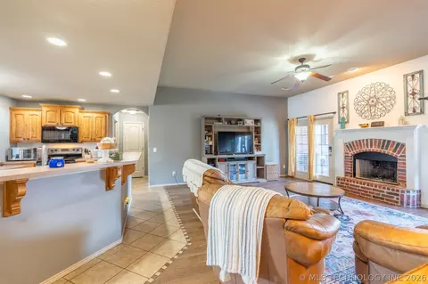 20427 E 46th St S, Broken Arrow, OK 74014 photo 12