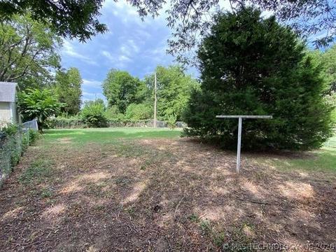 2833 E Haskell St, Tulsa, OK 74110 photo 17