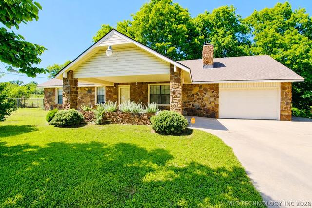 15895 Briar Rd, Morris, OK 74445