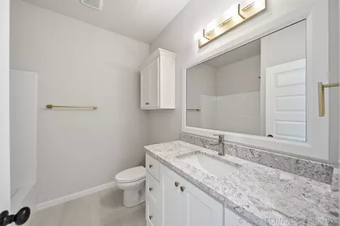 Bath - 1300 N Beech St, Broken Arrow, OK 74012 photo 6 of 6