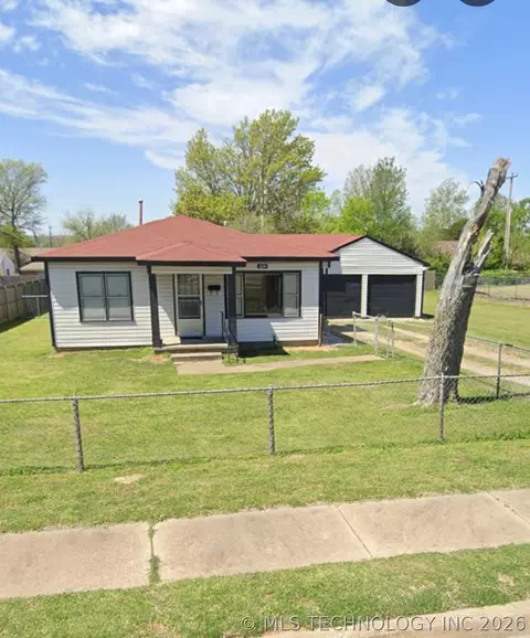 824 S Watchorn St, Sapulpa, OK 74066