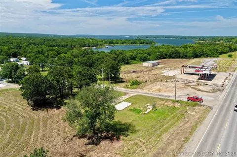 1 Williams St, Eufaula, OK 74432 photo 4