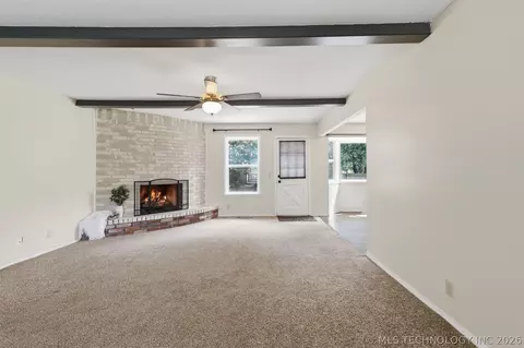 Living - 10138 E 24th Pl, Tulsa, OK 74129 photo 3 of 6