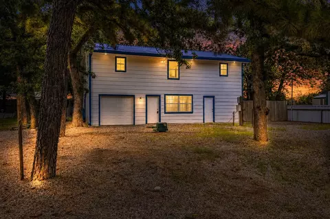 4268 Chickasaw Rd, Kingston, OK 73439