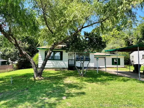 503 E 22nd St, Okmulgee, OK 74447