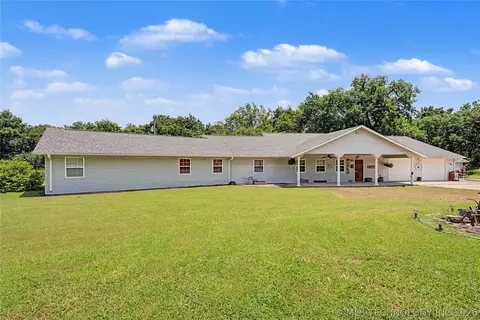 3674 E 520, Pryor, OK 74361 photo 2