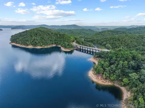 View/Area - 135 Stone Pne, Broken Bow, OK 74728 photo 3 of 5