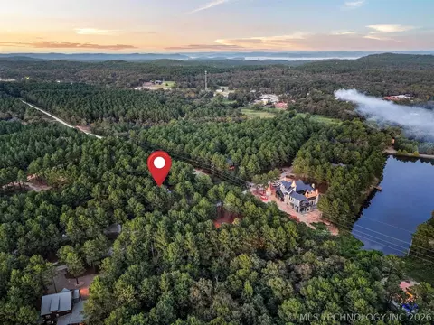 View/Area - 135 Stone Pne, Broken Bow, OK 74728 photo 5 of 5