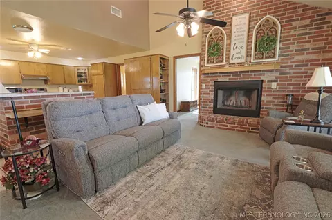 29783 E 770 Rd, Wagoner, OK 74467 photo 6