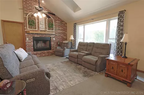 29783 E 770 Rd, Wagoner, OK 74467 photo 3