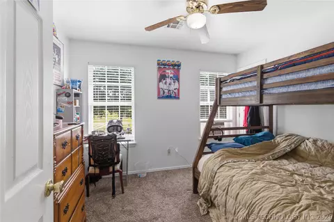 Bedroom - 1871 N 194th St W, Haskell, OK 74436 photo 4 of 6