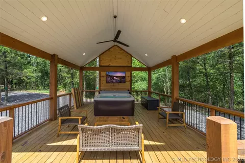942 Hickory Post, Broken Bow, OK 74728 photo 18
