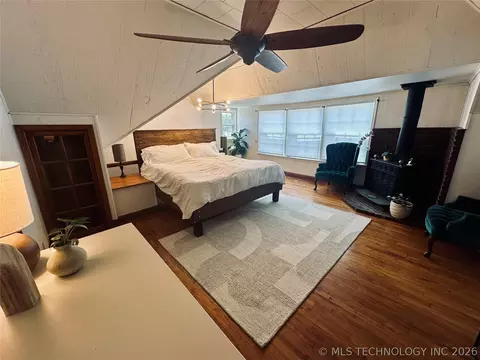 Bedroom - 2708 E 14th Pl, Tulsa, OK 74104 photo 3 of 5