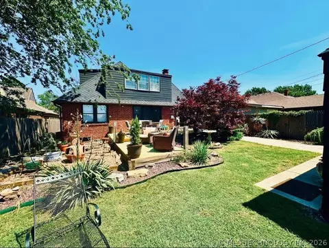 Exterior - 2708 E 14th Pl, Tulsa, OK 74104 photo 5 of 7