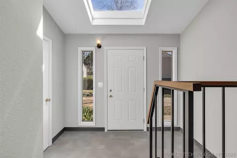 Entry Way - 1321 E 38th Place B, Tulsa, OK 74105 photo 1 of 5