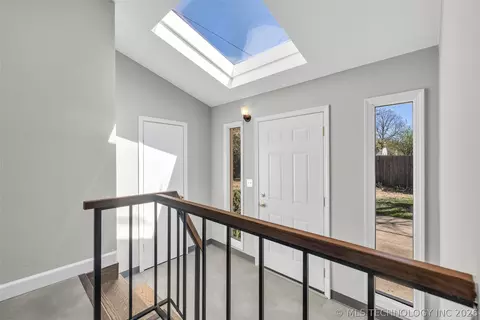 1321 E 38th Place B, Tulsa, OK 74105 photo 6