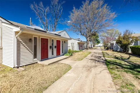 1321 E 38th Place B, Tulsa, OK 74105 photo 4