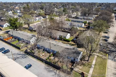 View/Area - 1321 E 38th Place B, Tulsa, OK 74105 photo 3 of 8