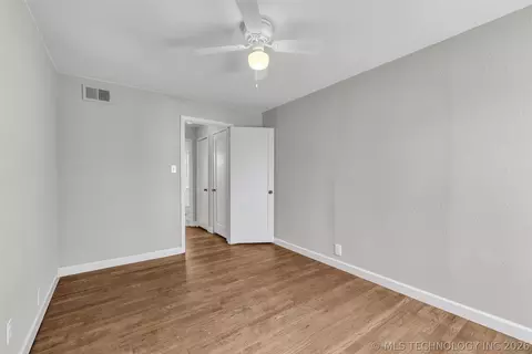 1321 E 38th Place B, Tulsa, OK 74105 photo 23