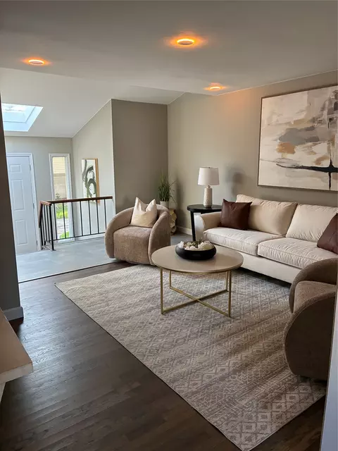 Living - 1321 E 38th Place B, Tulsa, OK 74105 photo 1 of 3
