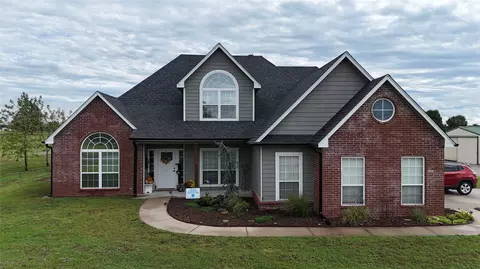 12729 Woodview Ct, Oologah, OK 74053