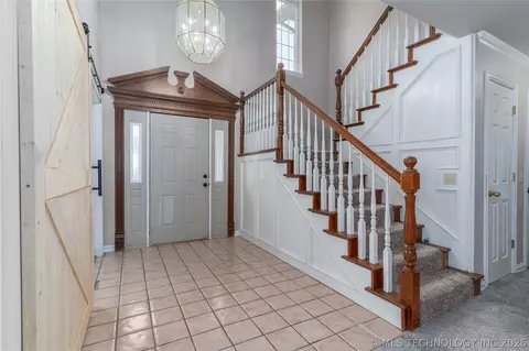 Entry Way - 9109 E 88th Ct, Tulsa, OK 74133 photo 1 of 3