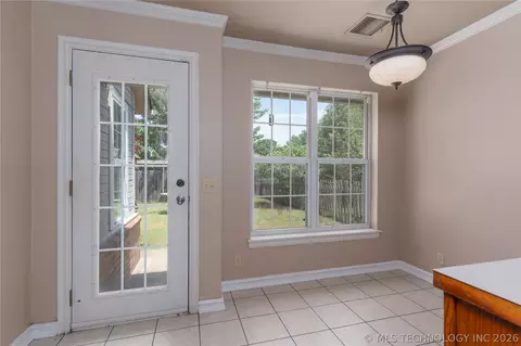 Entry Way - 9109 E 88th Ct, Tulsa, OK 74133 photo 3 of 3