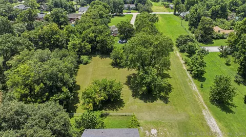 View/Area - 5502 E 5th Pl S, Tulsa, OK 74112 photo 14 of 16