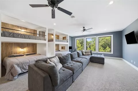 Bedroom - 17530 E Anthem Ridge Rd, Owasso, OK 74055 photo 6 of 12