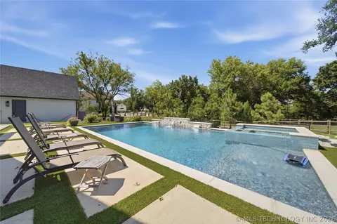 Exterior - 17530 E Anthem Ridge Rd, Owasso, OK 74055 photo 15 of 20
