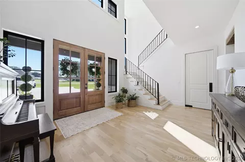 Entry Way - 17530 E Anthem Ridge Rd, Owasso, OK 74055 photo 2 of 6