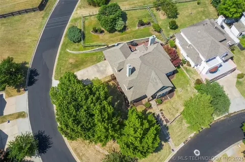 View/Area - 5541 E 77th St, Tulsa, OK 74136 photo 2 of 6
